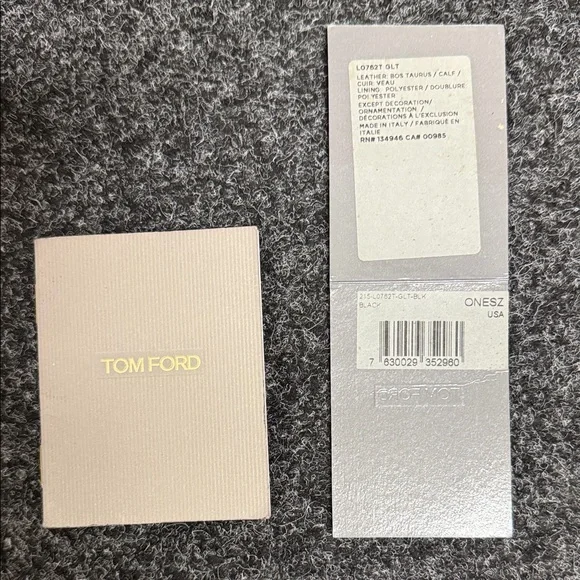 TOM FORD Elegant Black Leather Handbag - Picture 11 of 14